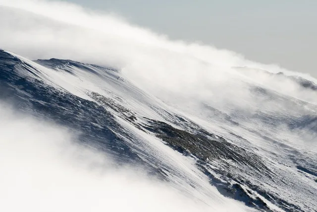 landscape, nature, mountain, snow, clouds. Molntjänster: så beräknar du kostnaden över avtalstiden