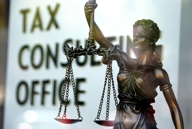 taxes, tax consultant, tax return, justice, law, justitia, jurisdiction, paragraphs, taxes, taxes, taxes, justice, law, law, law, law, law. Så granskar du ansvars- och sekretessvillkor i konsultavtal